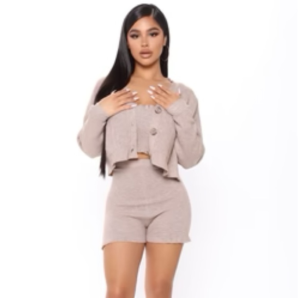 Like new Fashion Nova 3 piece set size M